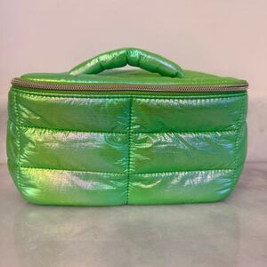 NWT Garnier Iridescent Puffer Quilted Cosmetic Travel Train Case Bag Green 9"x5"